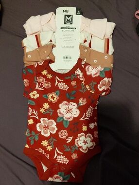 Floral Red Baby Bodysuit - 4-Pack Organic Cotton